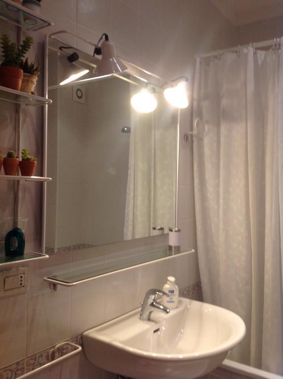 B&B Crispi Trieste Habitación foto